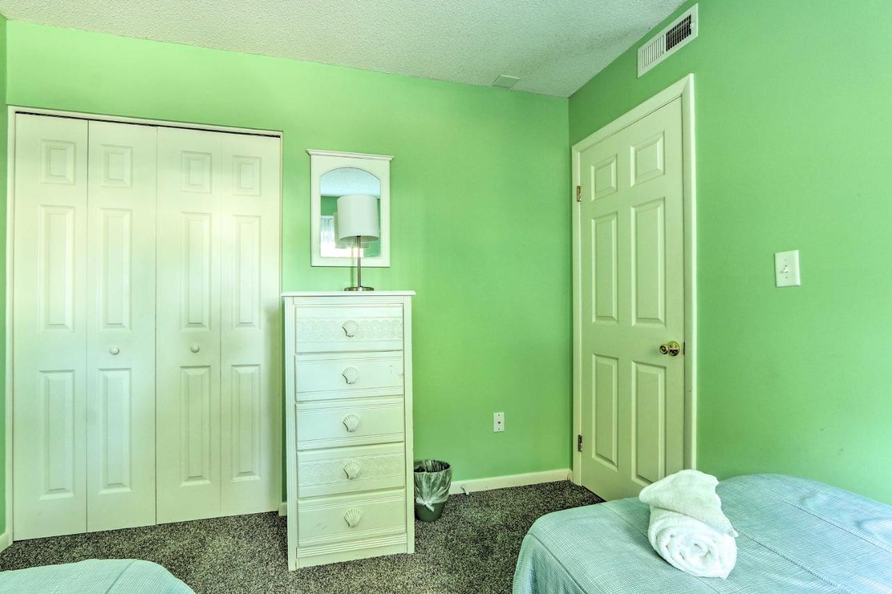 Resort-Style Hilton Head Condo - Walk To Beach! Hilton Head Island Esterno foto
